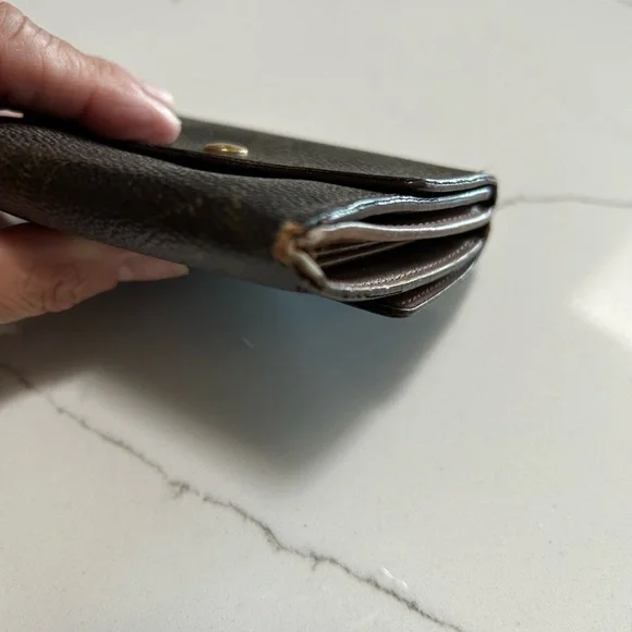 Louis Vuitton Wallet Double Snap Monogram - Picture 6 of 11
